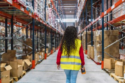 shared vs. dedicated warehousing